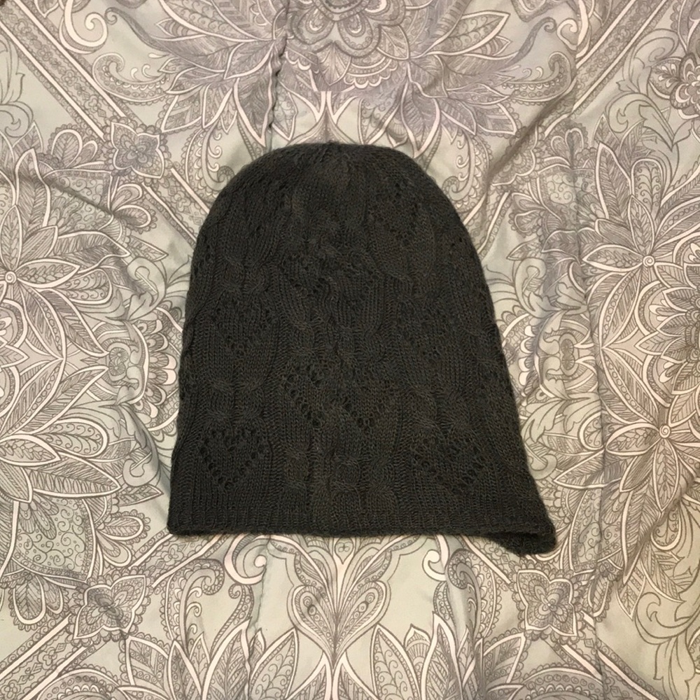 Grey Claire’s beanie